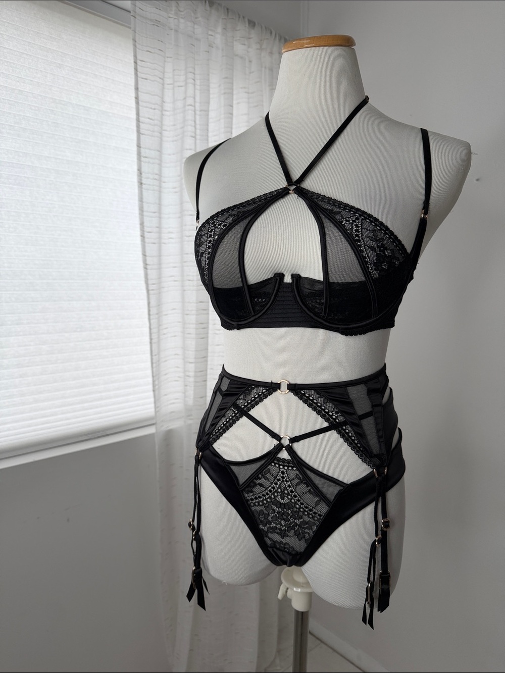 Honey Birdette Black Strappy Lace Bra & Garter Set - Women Intimates S 34B